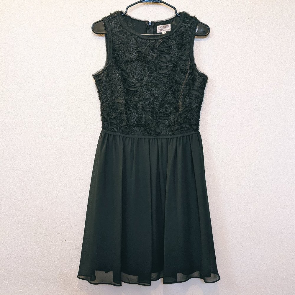 Black Floral Detail Formal Dress
